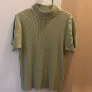 Oversized green sweater shirt